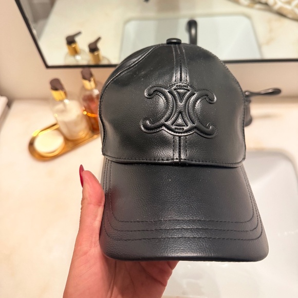 TRIOMPHE BASEBALL CAP IN LAMBSKIN - Picture 1 of 15